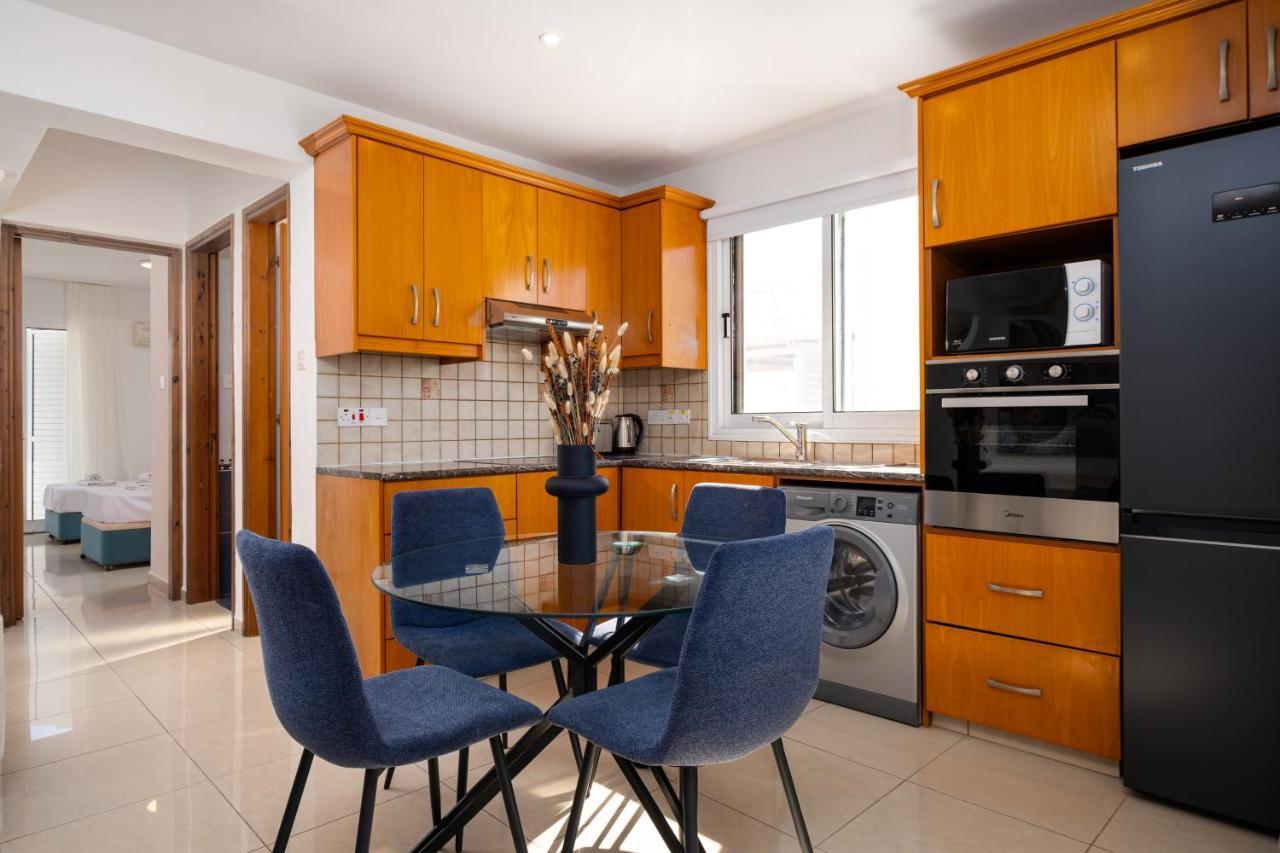 The Saline Views Makenzy Apartment Larnaca Exterior photo