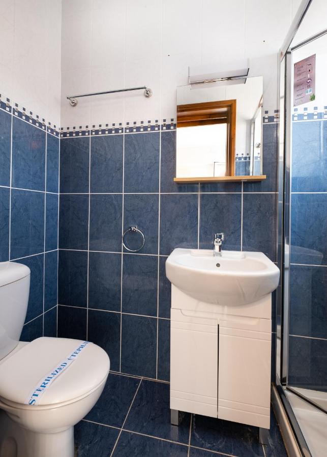 The Saline Views Makenzy Apartment Larnaca Exterior photo