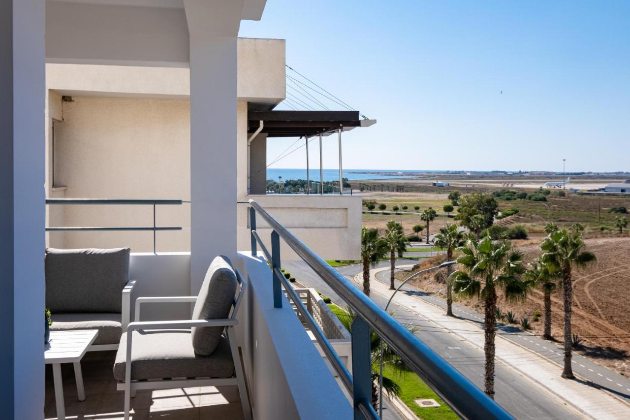 The Saline Views Makenzy Apartment Larnaca Exterior photo